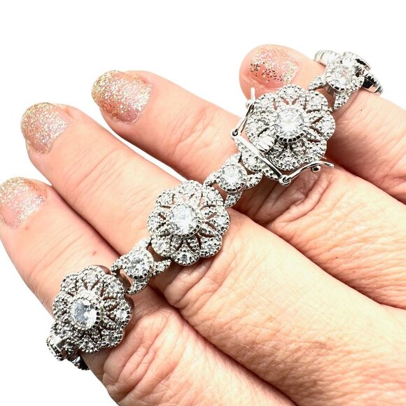 Womens Bracelet Sterling Silver Cubic Zirconia Flower Design Tennis 7.5 Inch - Picture 2 of 7